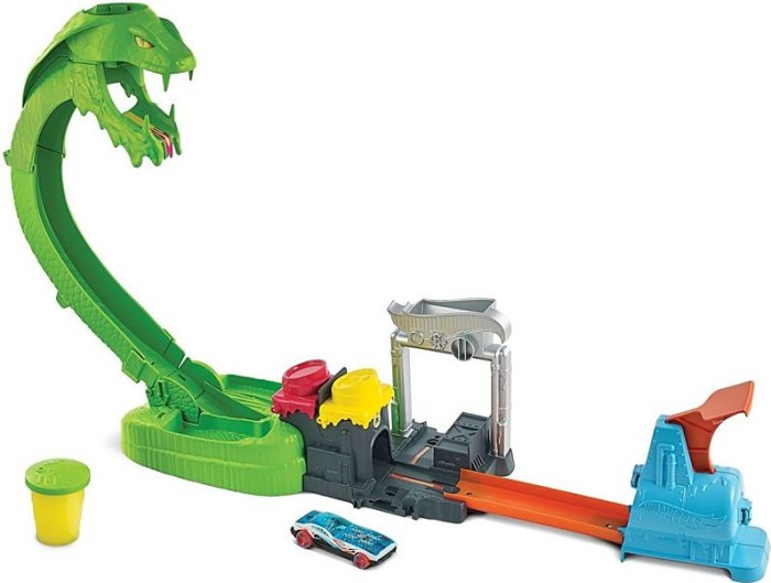 Mattel Hot Wheels Toxic Snake Strike (GTT93)