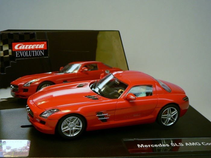 Carrera Evolution Car - Mercedes SLS AMG Coupe rot (27344)
