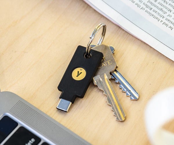 Yubico Security Key C NFC black, USB authentication, USB-C (Y-405)