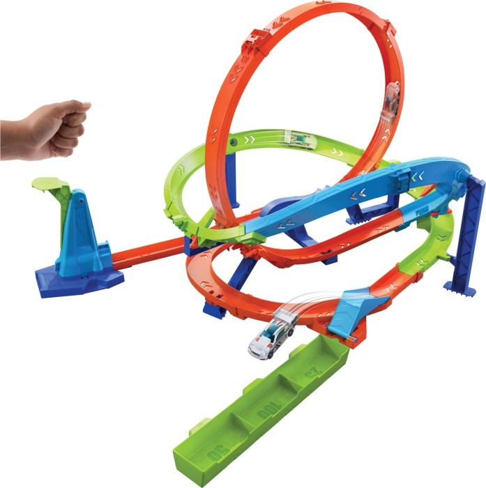Mattel Hot Wheels Action Loop Cyclone Challenge Track Set (HTK16)