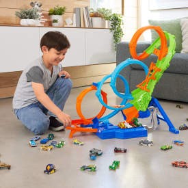 Mattel Hot Wheels Action 4-Loop Crash Out Track Set (HXR70)