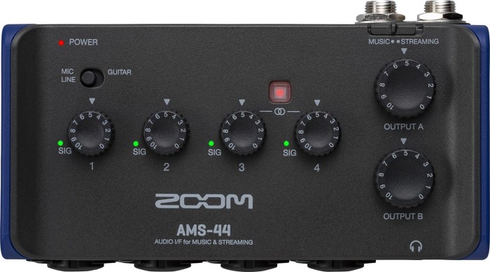 Zoom AMS-44