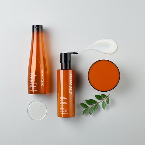 Shu Uemura, Hydro-Nourishing Shampoo Urban Moisture, Dry Hair, Enriched with Moringa Oil, Hydrates & Protects, 300 ml