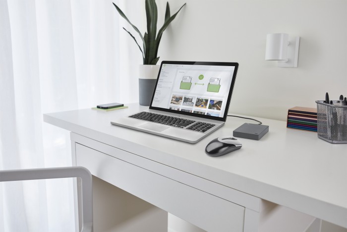 Seagate Basic Portable Drive, 4TB, USB 3.0 Micro-B (STJL4000400)