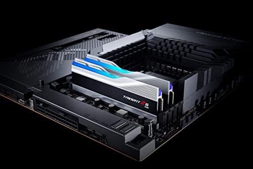G.Skill Trident Z5 RGB silber DIMM Kit 32GB, DDR5-7200, CL34-45-45-115, on-die ECC (F5-7200J3445G16GX2-TZ5RS)