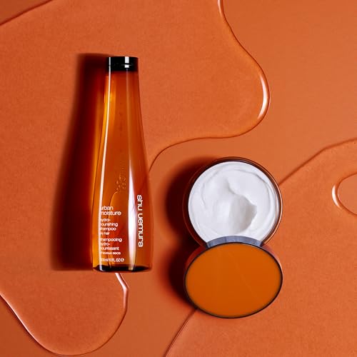 Shu Uemura, Hydro-Nourishing Shampoo Urban Moisture, Dry Hair, Enriched with Moringa Oil, Hydrates & Protects, 300 ml
