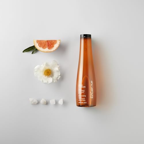 Shu Uemura, Hydro-Nourishing Shampoo Urban Moisture, Dry Hair, Enriched with Moringa Oil, Hydrates & Protects, 300 ml