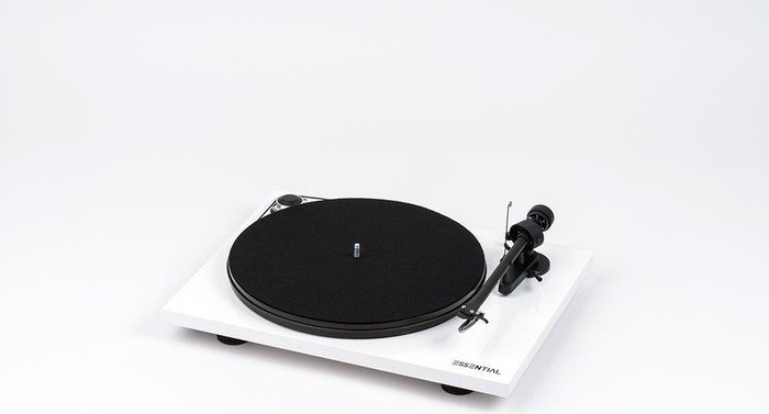 Pro-Ject Essential III white