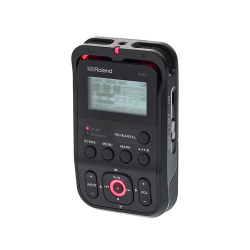 Roland R-07 black Bag Bundle