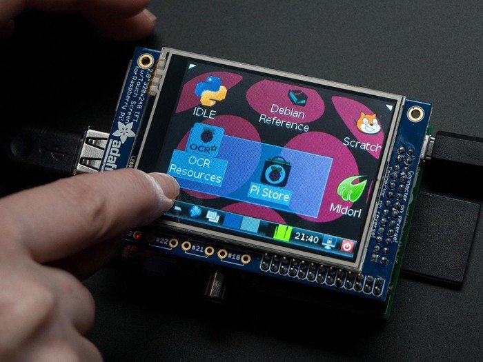 Adafruit PiTFT mini 2.8" (1601)