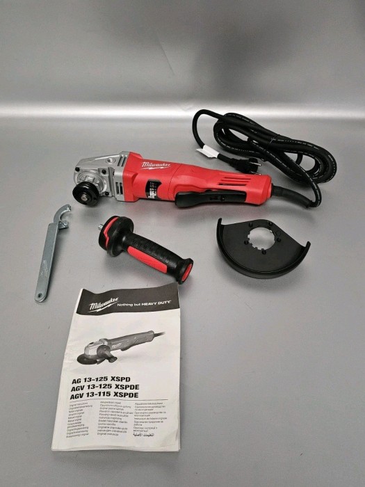 Milwaukee AGV 13-125 XSPDE electric angle grinder (4933451578)